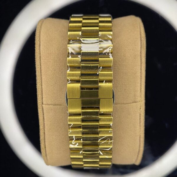 Citizen Chain Watch for Man - Image 8