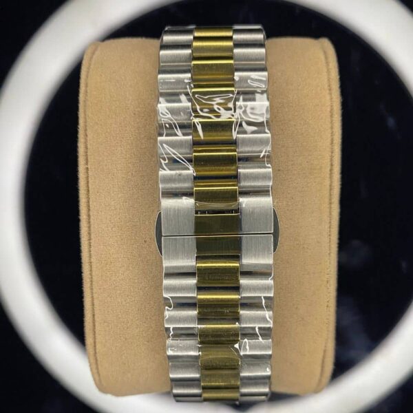 Citizen Chain Watch for Man - Image 10
