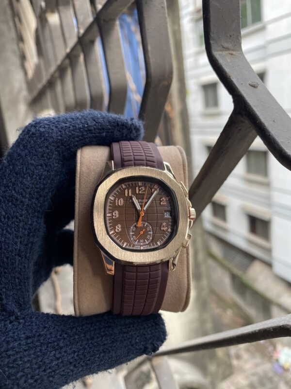 Pat*k Philippe Aquanaut Chronograph Watch - Image 2